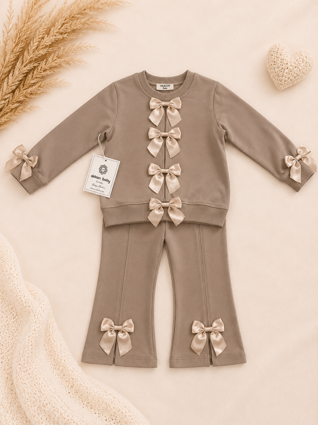 Beige Bow Lounge Set