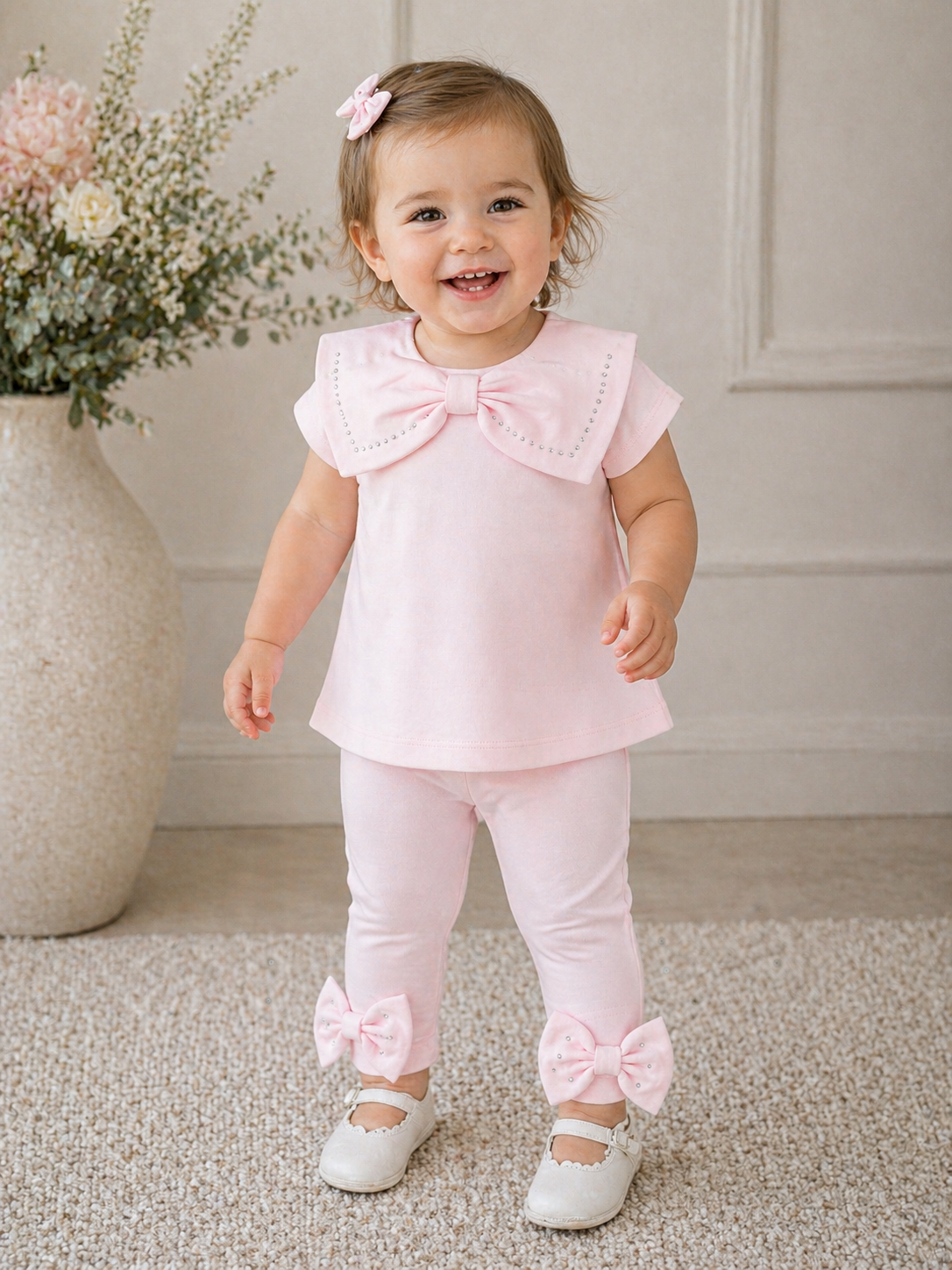 Diamanté collar T-shirt and leggings set